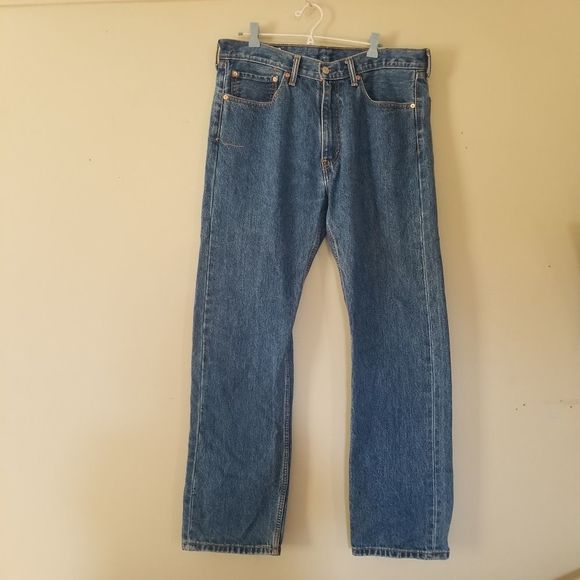 Levi's 505 Men's Medium Wash Mid-Rise 36 × 32 In great condition - Picture 1 of 13